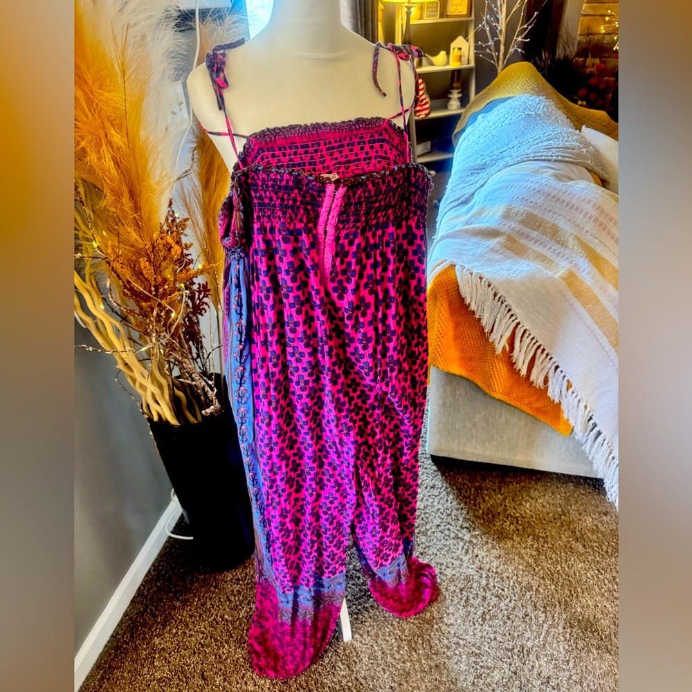 FREE PEOPLE JUMPER SIZE XL. GENTLY WORN.